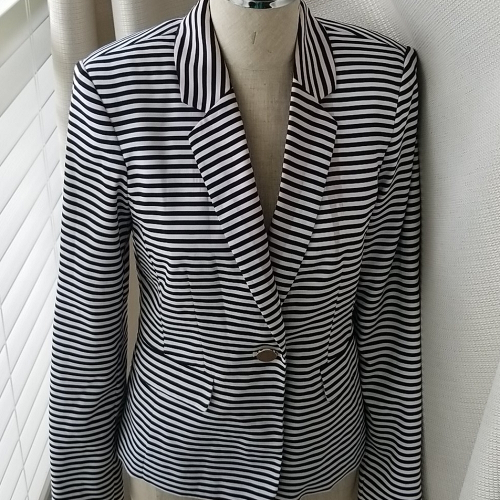 Black and white striped power blazer